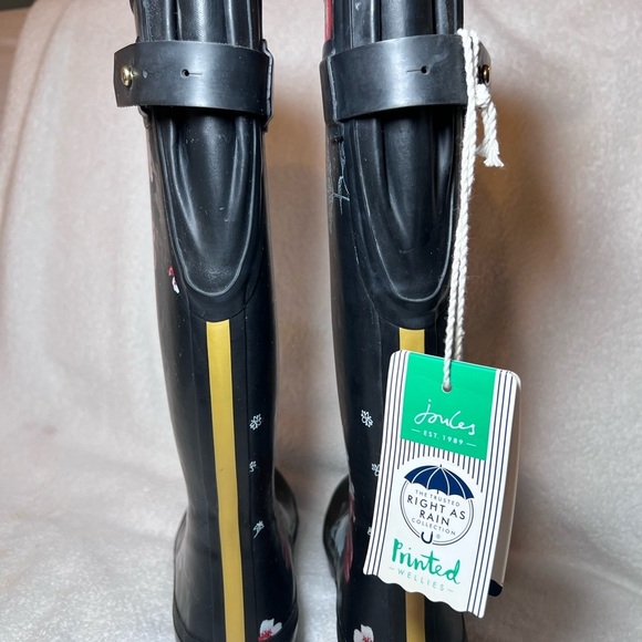 COPY - Joules Black Winter Rain Boots with Glossy Finish - Picture 8 of 11